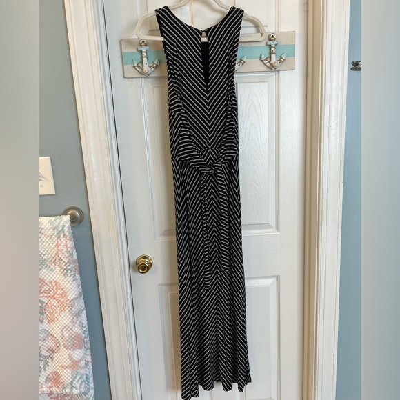 White House Black Market Black Stripe Maxi Dress Sz L - Picture 7 of 12